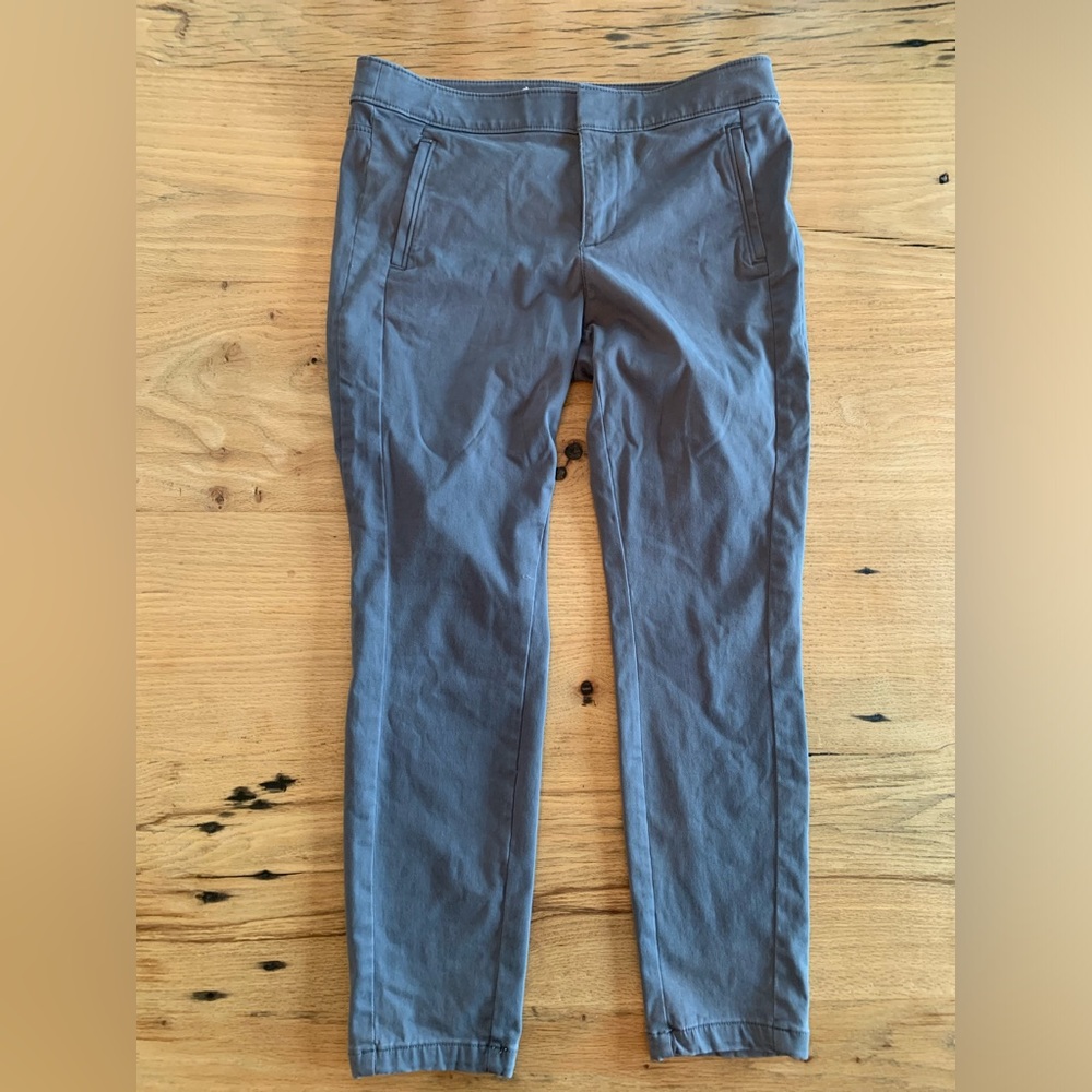 Loft Classic Gray Work Pant Chino Stretch Skinny Leg‎ Women’s Size 8p Preloved
